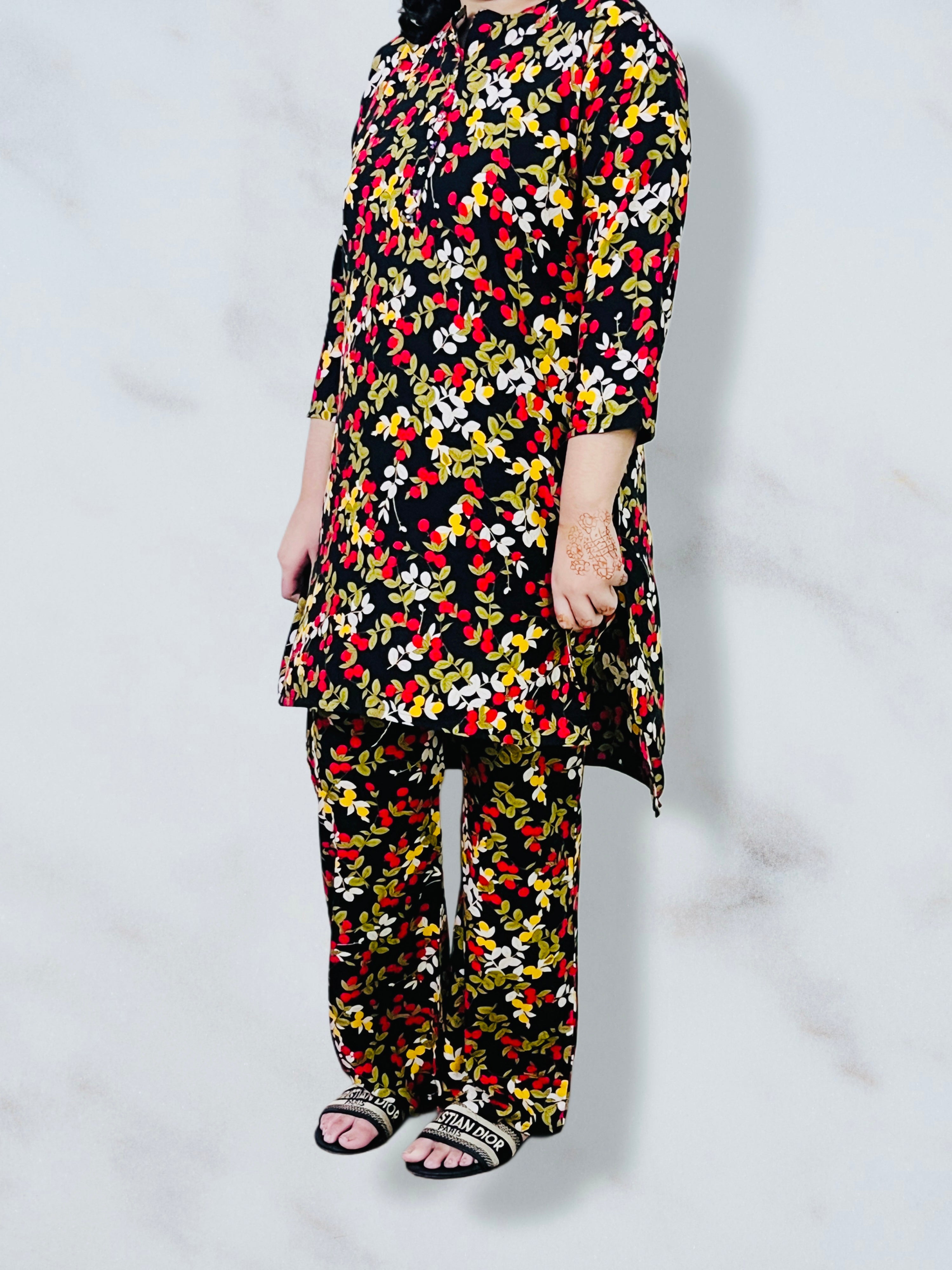 Ready to Wear | Women’s Floral Printed 2-Piece Linen Suit – Black Base