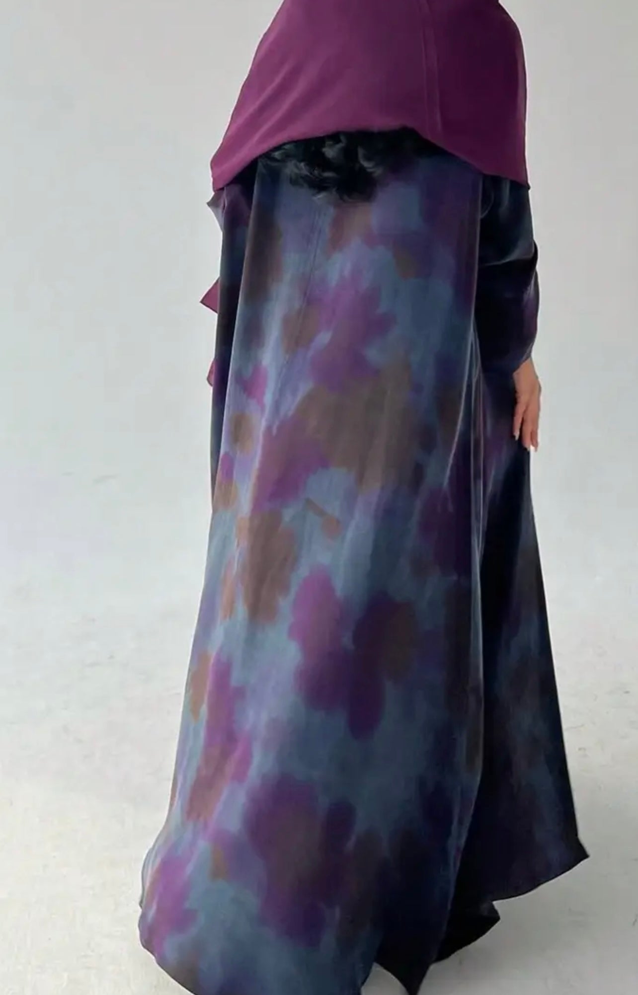 Elegant abaya with vibrant Tie & Dye