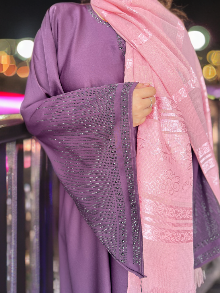 Lavender Luxury Abaya with Embellished Sleeves