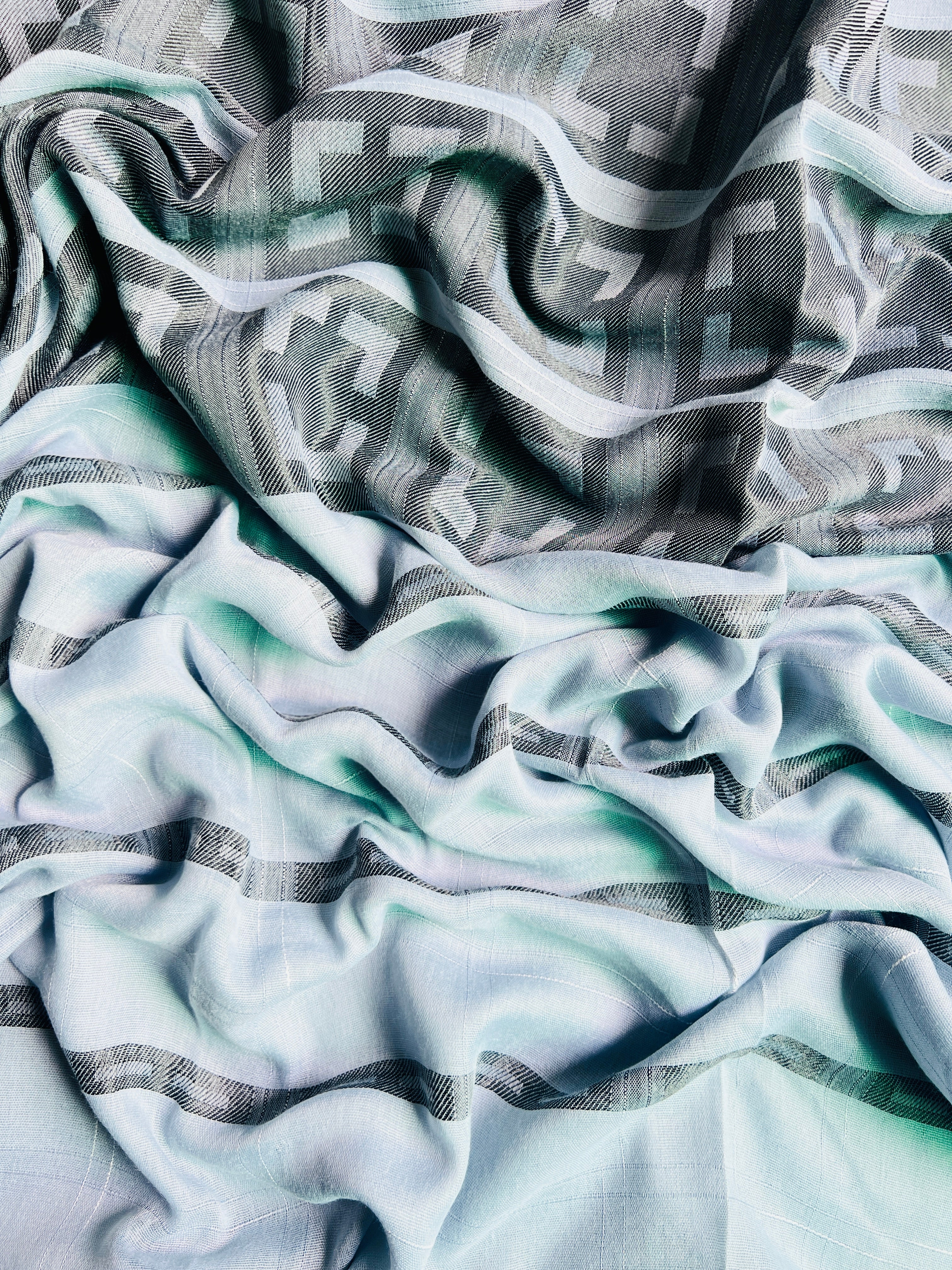 Premium Lightweight Staller – 12 Vibrant Colors